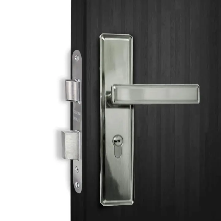 CERRADURAS MARCA: CORONA MOD: 8800NI (18PC/1CTN)